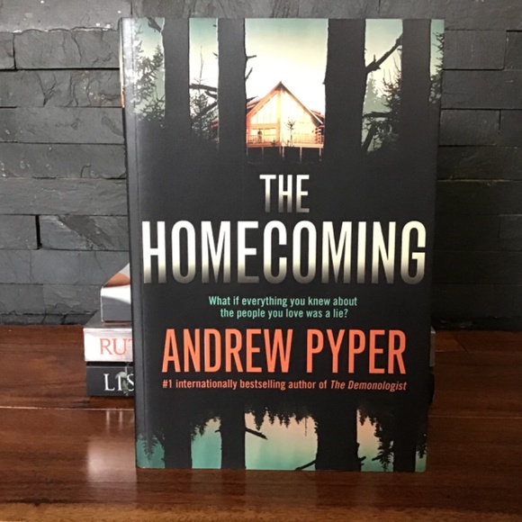 BOOK BUNDLE OF 3 - Picture 4 of 4